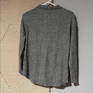 Old Navy Heather Gray Sweater